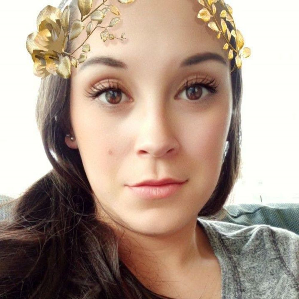 Meet your Posher, Aisha